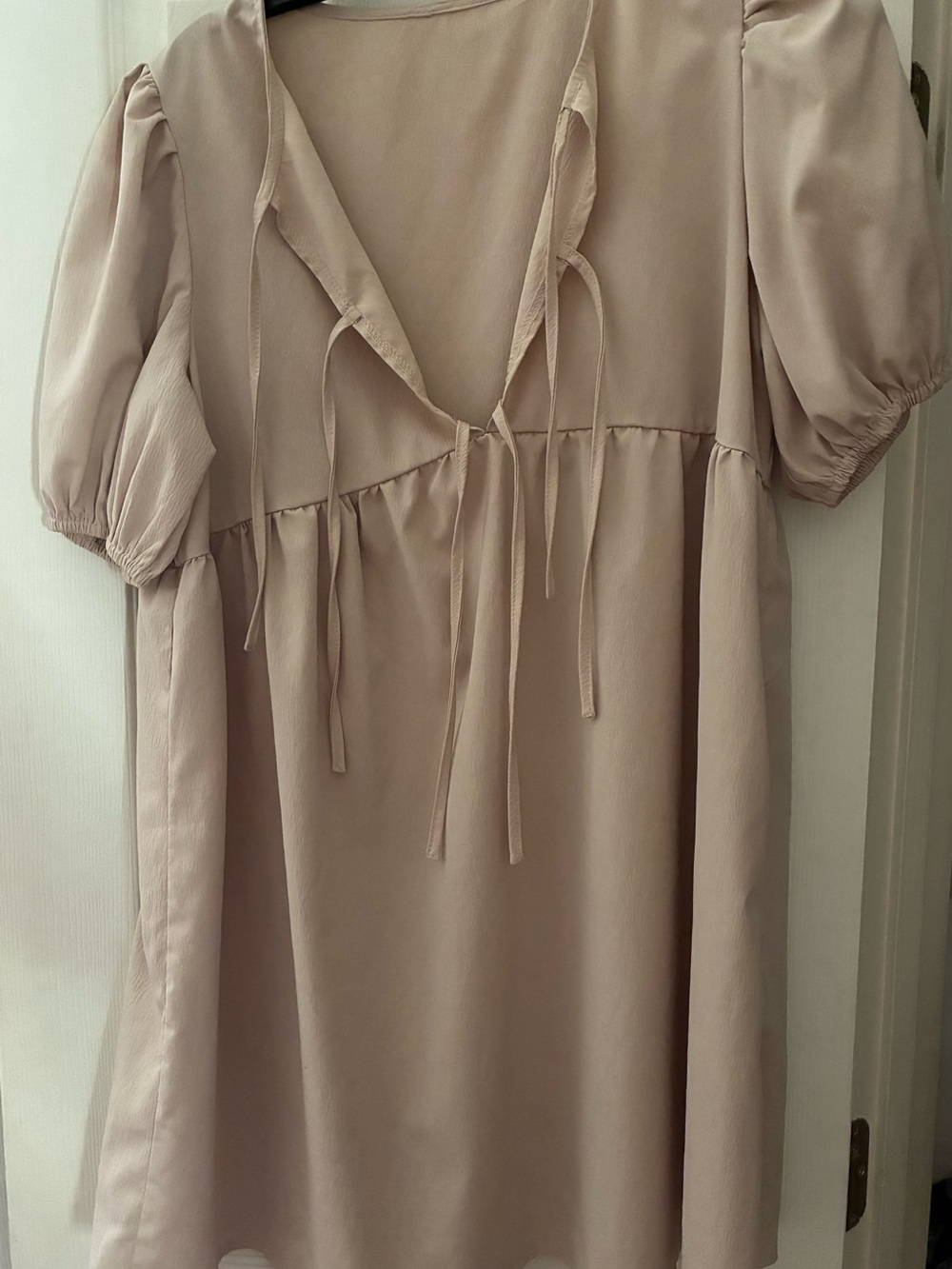 Women’s Short Sleeve Tie-Front Babydoll Dress Tan/Beige
